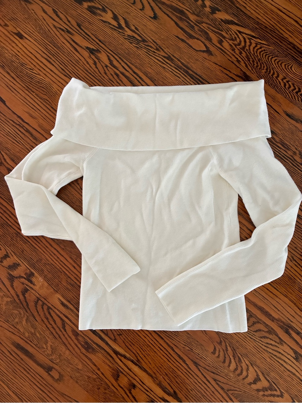 Aritzia off shoulder knit sweater top Large